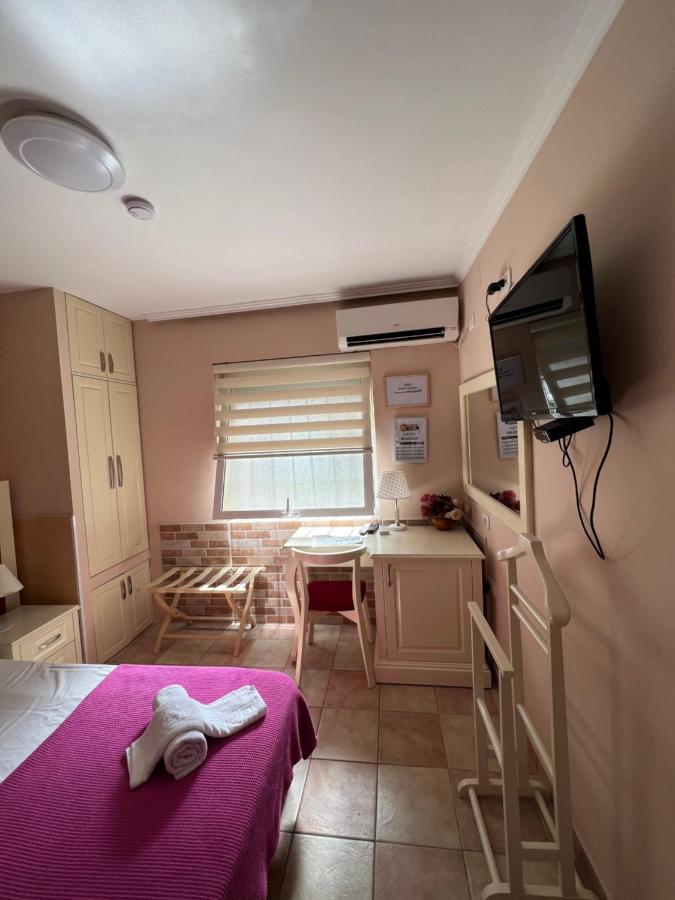 Bujtina Shqiptare Hotel Тирана Екстериор снимка