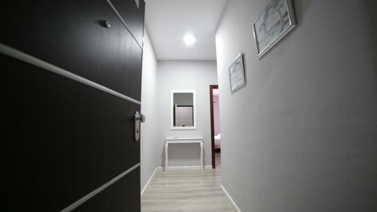 Bujtina Shqiptare Hotel Тирана Екстериор снимка
