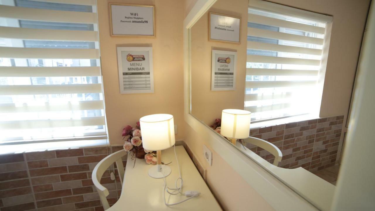 Bujtina Shqiptare Hotel Тирана Екстериор снимка